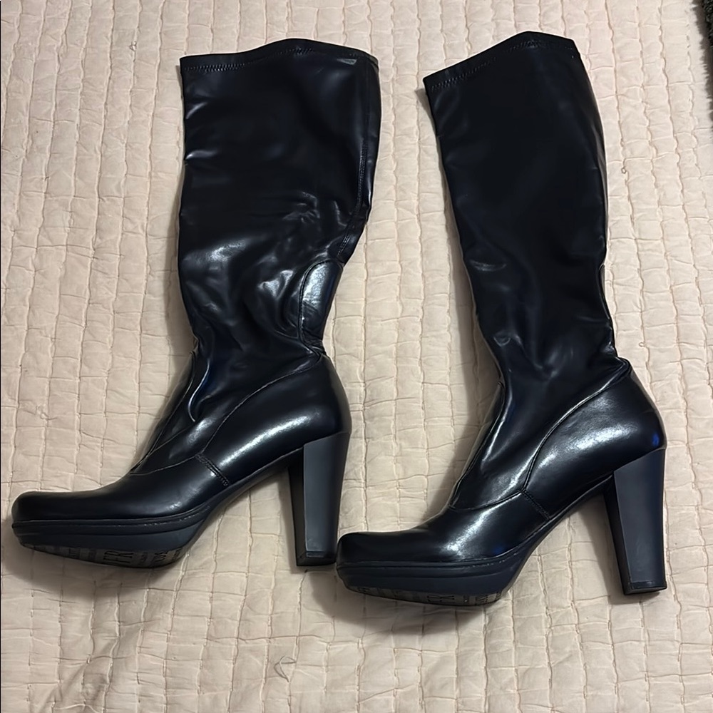Franco Sarto Black Slide-On Heeled Boots – Size 9